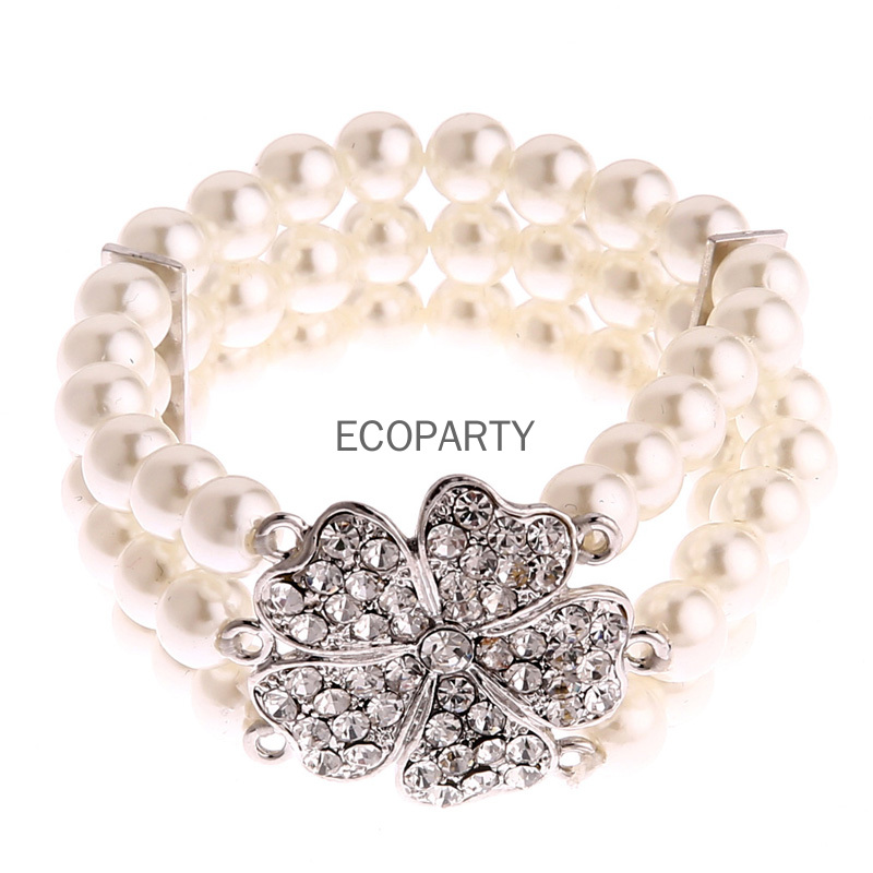 Audrey Hepburn Breakfast at Ti - Women'S Accessories In The 1950S avis et prix